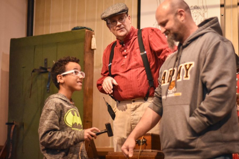 Branding Iron electrofies a Cub Scout Pack Tour March 2018